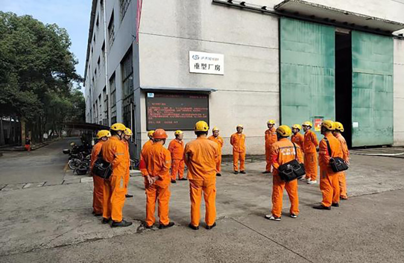弘旭公司发展端午节前安全出产大查抄(图1)