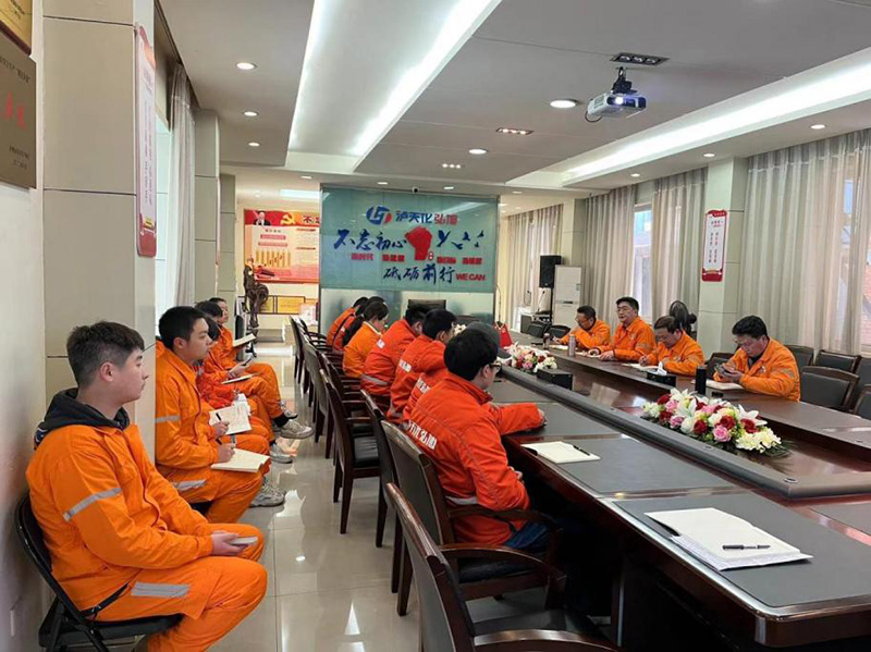 泸天杏悦2官网旭公司召开2023年度青年员工工作总结会(图2)