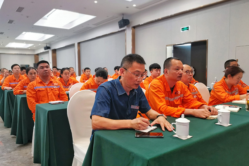 泸州市安协与弘旭公司发展安全司法律规培训会(图2)