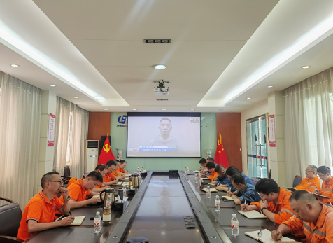 弘旭公司进行集体清廉警示发言